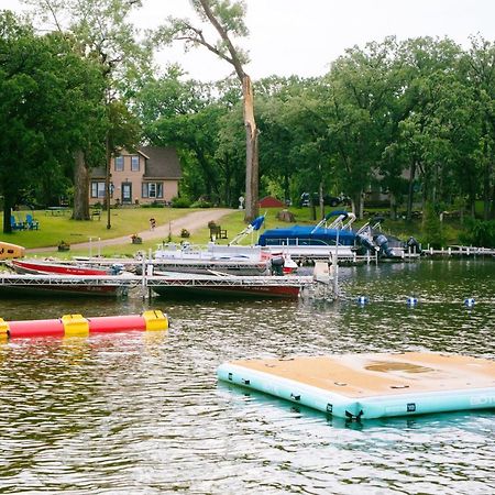 Swan Lake Resort & Campground Fergus Falls Exteriér fotografie
