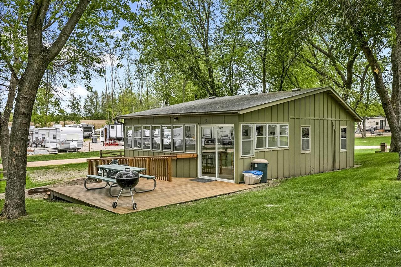 Swan Lake Resort & Campground Fergus Falls Exteriér fotografie